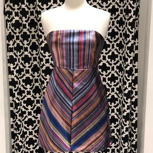Short, strapless dress/ metallic colors NWOT